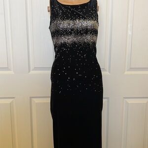 1001 Nights black velvet backless  evening dress w sparkly  detail 11/12